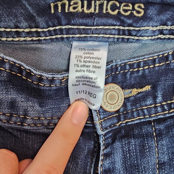 Maurices Jeans - Picture 2 of 3